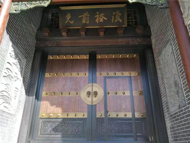 銅門生銹怎么恢復原樣？別墅銅門生銹的原因是什么？