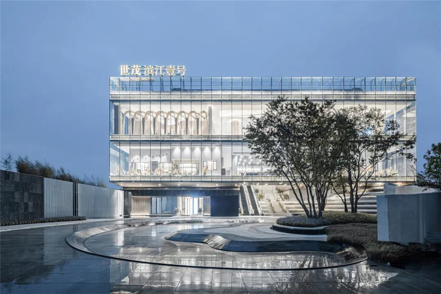 分析下售樓處的那些裝飾材料，玻璃丨銅丨穿孔板丨UHPC丨石材