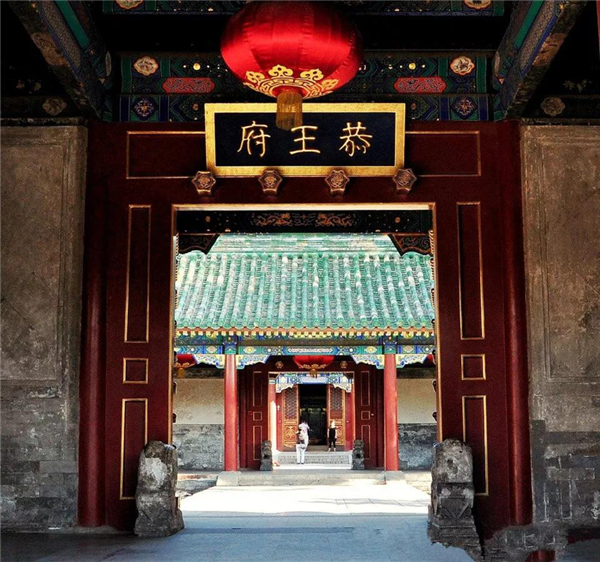 銅門(mén)