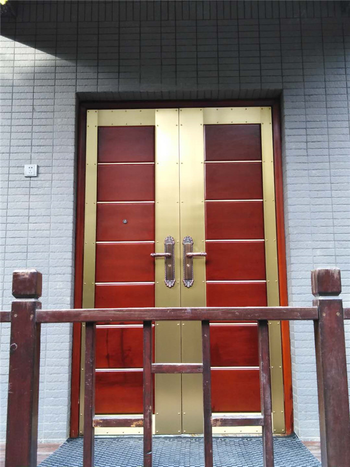西安曲江華僑城108坊別墅入戶銅門，金碧輝煌純銅門