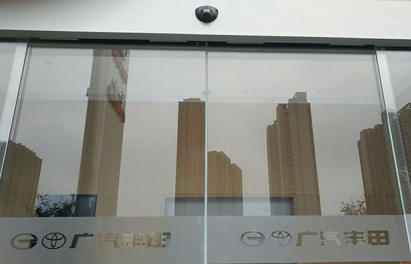 西安新豐泰汽車(chē)4S店自動(dòng)門(mén)/折疊門(mén)