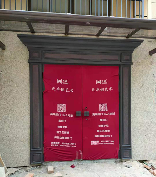 西安碧桂園鳳凰城別墅門，鑄鋁門