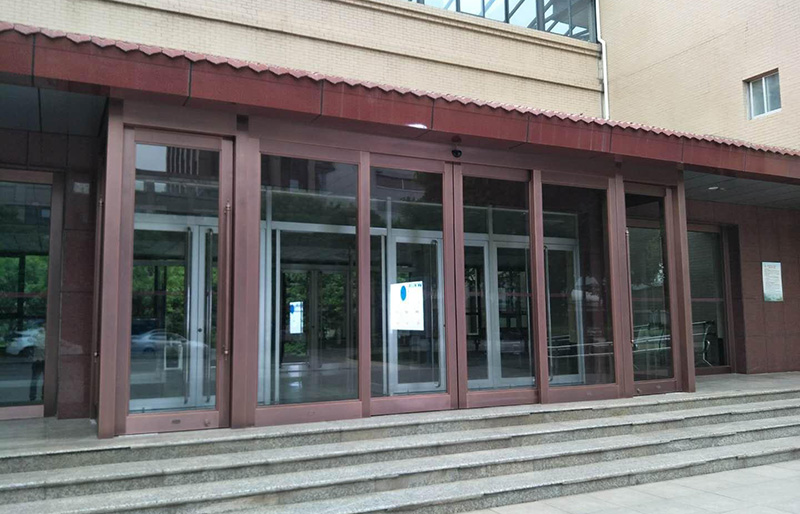 62場(chǎng)館自動(dòng)門-長安區(qū)政府會(huì)議中心20190916153216_7422
